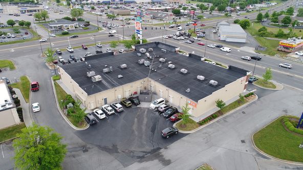 Clinton Highway Shops: 6631 Clinton Highway, Knoxville, TN 37912